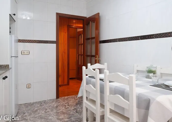 Avg Alvaro De Albornoz 19